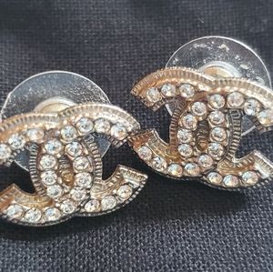 Chanel earring